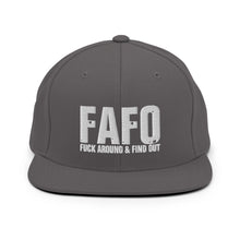 Cargar imagen en el visor de la galería, FAFO Snapback Hat