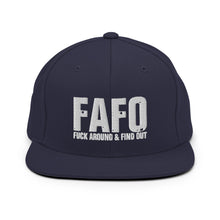 Cargar imagen en el visor de la galería, FAFO Snapback Hat
