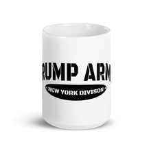 Cargar imagen en el visor de la galería, Trump Army New York Division Mug - Real Tina 40