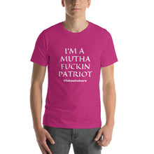 Cargar imagen en el visor de la galería, I'm A Mutha Fuckin Patriot T-Shirt - Real Tina 40