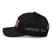 Cargar imagen en el visor de la galería, American Flag Trucker Cap