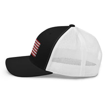 Cargar imagen en el visor de la galería, American Flag Trucker Cap