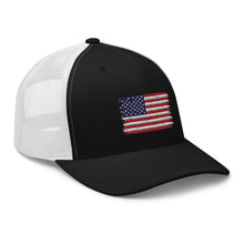 Cargar imagen en el visor de la galería, American Flag Trucker Cap