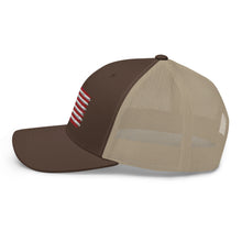 Cargar imagen en el visor de la galería, American Flag Trucker Cap