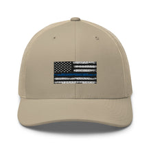 Cargar imagen en el visor de la galería, Thin blue line Trucker Cap