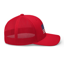Cargar imagen en el visor de la galería, American Flag Trucker Cap