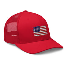 Cargar imagen en el visor de la galería, American Flag Trucker Cap