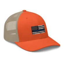 Cargar imagen en el visor de la galería, Thin blue line Trucker Cap