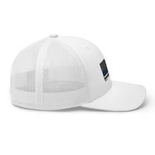 Cargar imagen en el visor de la galería, Thin blue line Trucker Cap