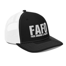 Cargar imagen en el visor de la galería, FAFO Trucker Cap