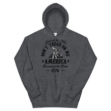 Charger l'image dans la galerie, Don’t tread on me Unisex Hoodie