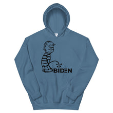 Cargar imagen en el visor de la galería, Trump piss on Biden Unisex Hoodie