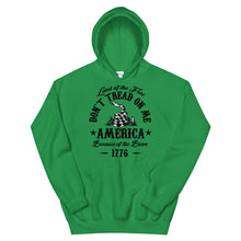 Charger l'image dans la galerie, Don’t tread on me Unisex Hoodie