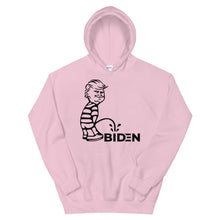 Cargar imagen en el visor de la galería, Trump piss on Biden Unisex Hoodie