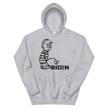 Cargar imagen en el visor de la galería, Trump piss on Biden Unisex Hoodie