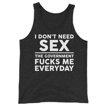 Cargar imagen en el visor de la galería, Government F**ks Me Everyday! Unisex Tank Top