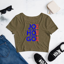 Cargar imagen en el visor de la galería, Joe and the Hoe Gotta Go Women’s Crop Tee