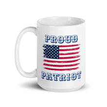 Cargar imagen en el visor de la galería, Proud Patriot American Flag Mug
